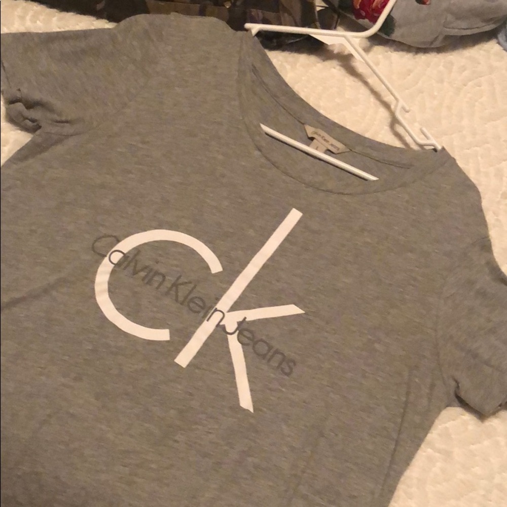 Calvin Klein Women’s Tee